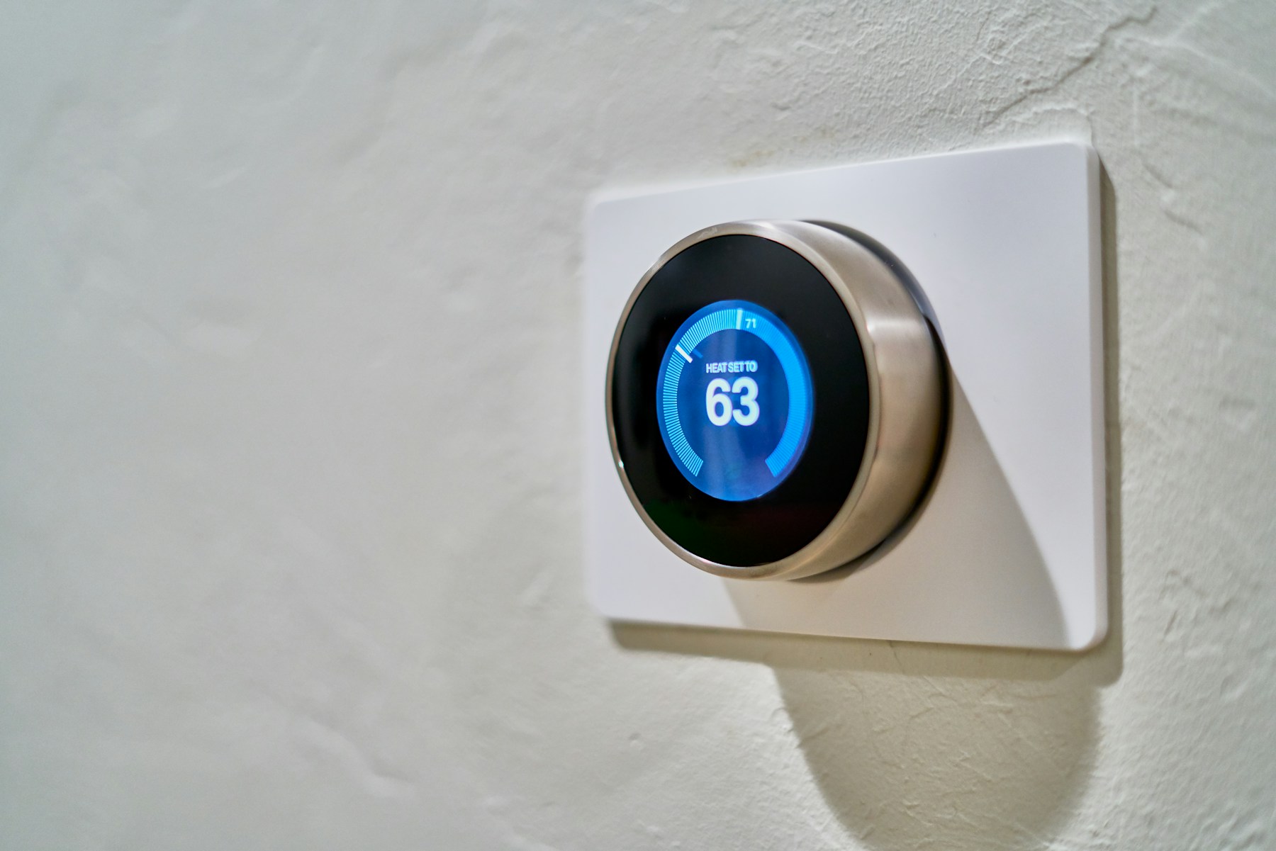 Home thermostat set for heating